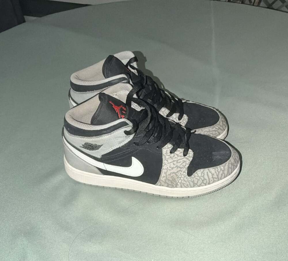 Jordan 1 Mid SE 'Elephant Toe' - Air Jordan - black/white/light smoke grey